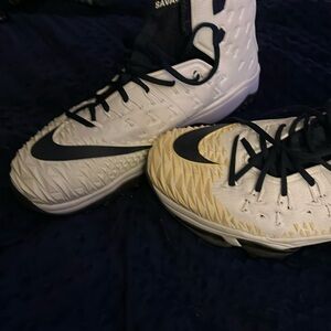 Nearly New Nike Force Savage 15W